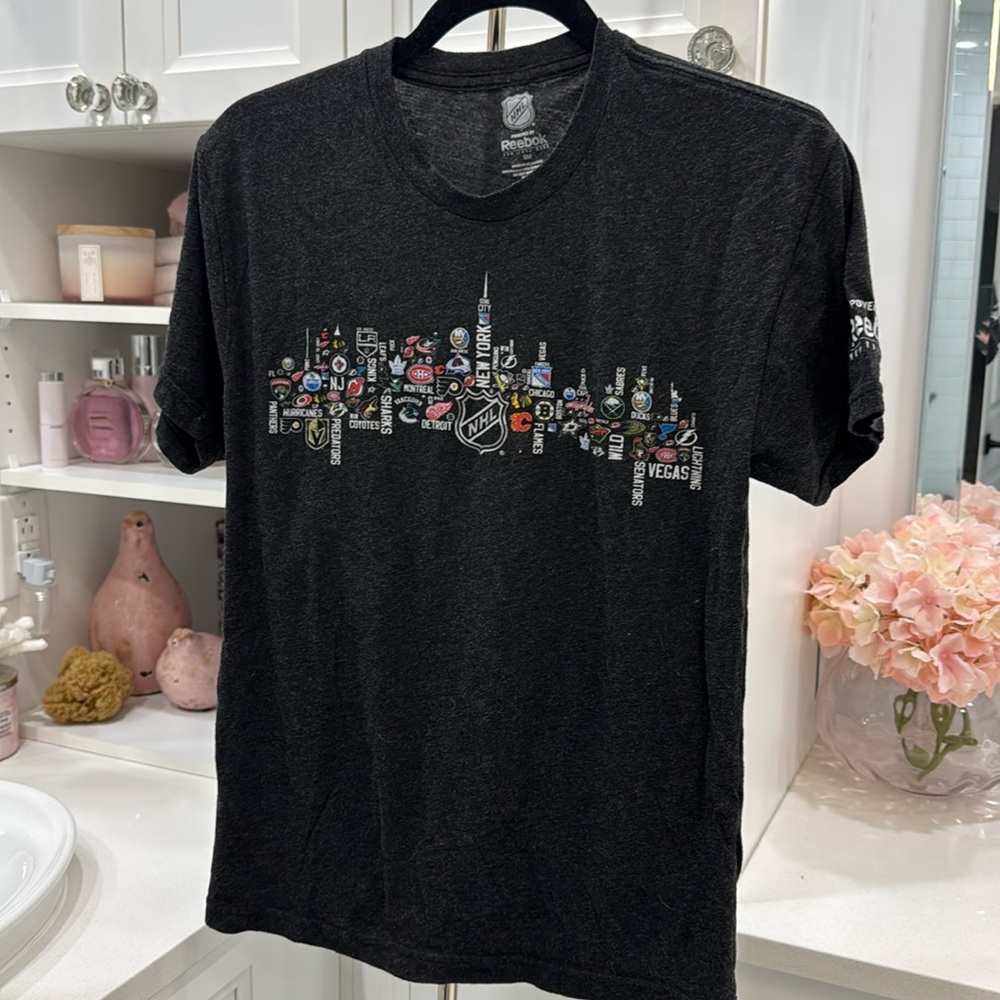 Reebok tee